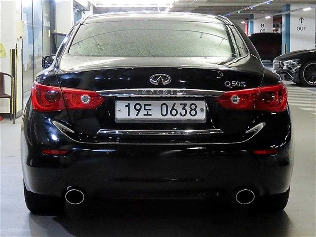 인피니티 Q Q50 3.5 하이브리드 에센스 이미지 5