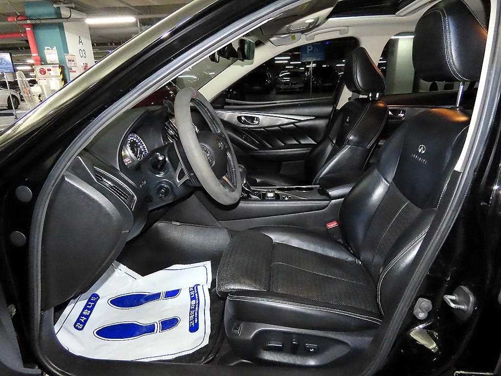 인피니티 Q Q50 3.5 하이브리드 에센스 이미지 6
