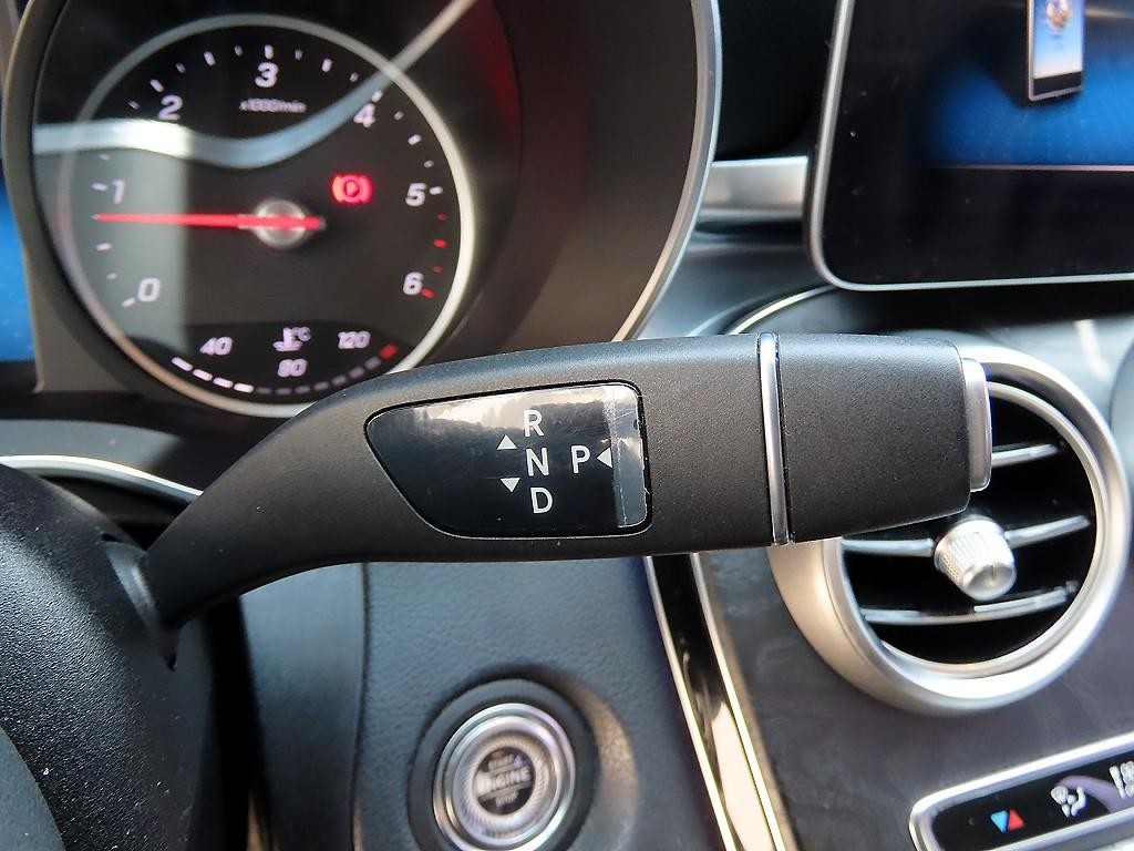 벤츠 C 클래스 C클래스 W205 C220 d 4MATIC 익스클루시브 이미지 10