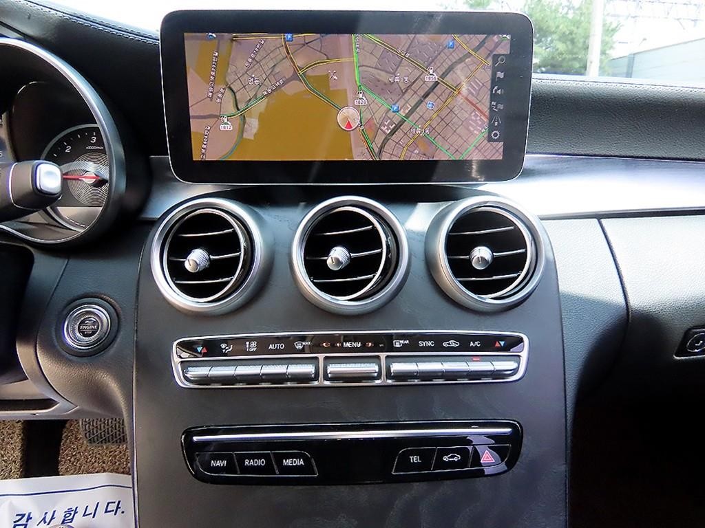 벤츠 C 클래스 C클래스 W205 C220 d 4MATIC 익스클루시브 이미지 13