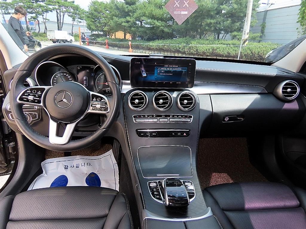 벤츠 C 클래스 C클래스 W205 C220 d 4MATIC 익스클루시브 이미지 7