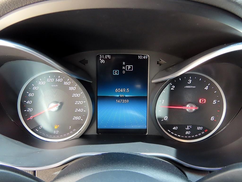 벤츠 C 클래스 C클래스 W205 C220 d 4MATIC 익스클루시브 이미지 9