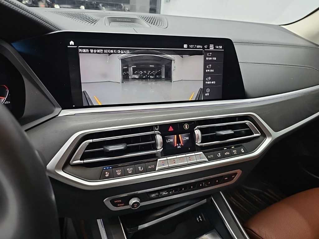 BMW X7 X7 (G07) xDrive 40i 디자인 퓨어 엑셀런스 6인승 이미지 10