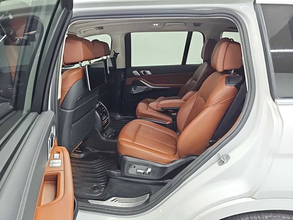 BMW X7 X7 (G07) xDrive 40i 디자인 퓨어 엑셀런스 6인승 이미지 12