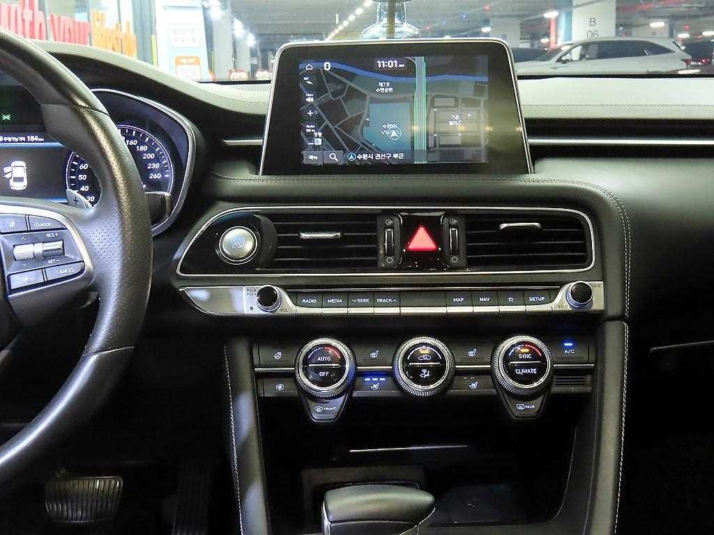 제네시스 G70 2.0T AWD 엘리트 이미지 11