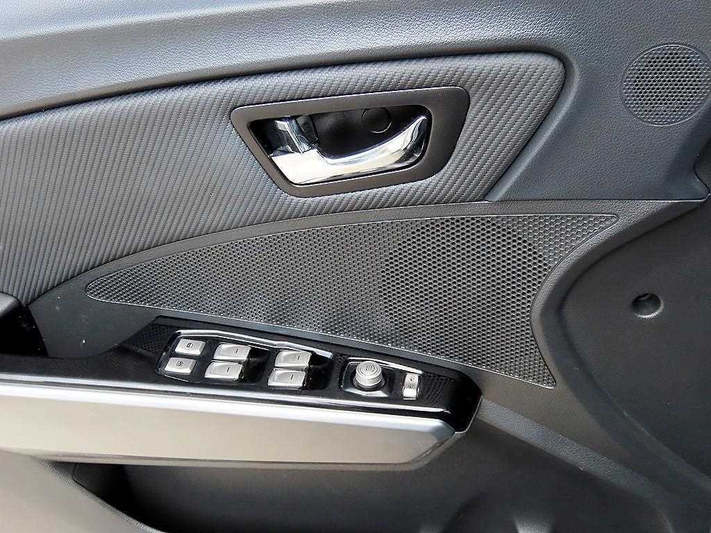 KG모빌리티(쌍용) 티볼리 티볼리 아머 2WD 디젤 VX 이미지 11