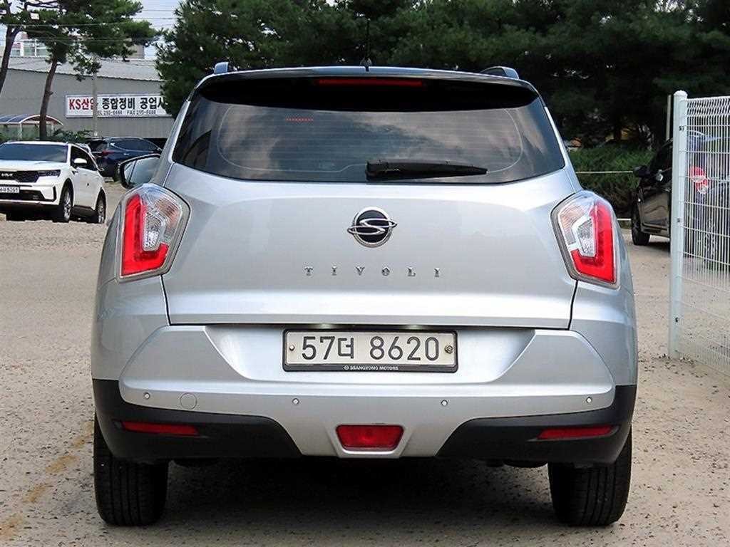 KG모빌리티(쌍용) 티볼리 티볼리 아머 2WD 디젤 VX 이미지 4