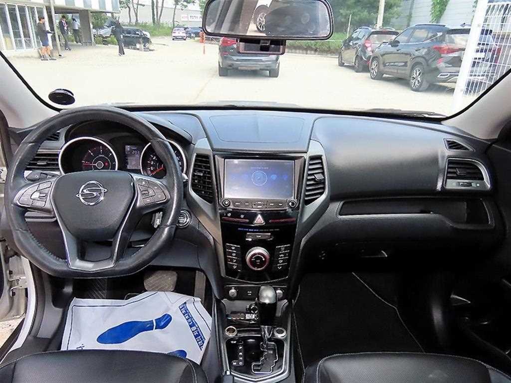 KG모빌리티(쌍용) 티볼리 티볼리 아머 2WD 디젤 VX 이미지 7