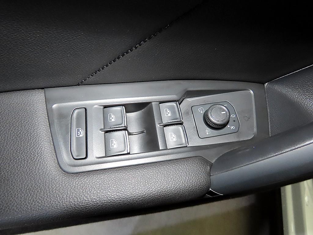 폭스바겐 티구안 티구안 올스페이스 2.0 TDI 프레스티지 이미지 13
