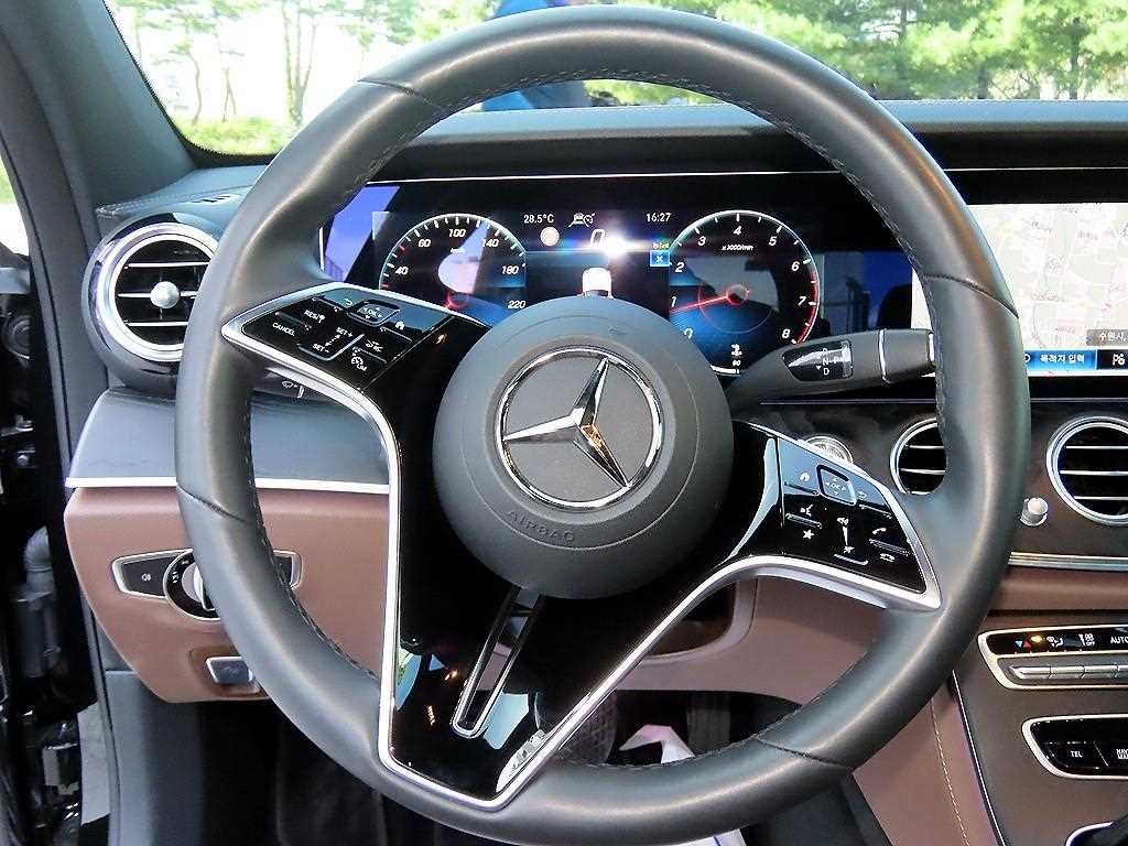 벤츠 E 클래스 E-클래스 W213 이미지 8
