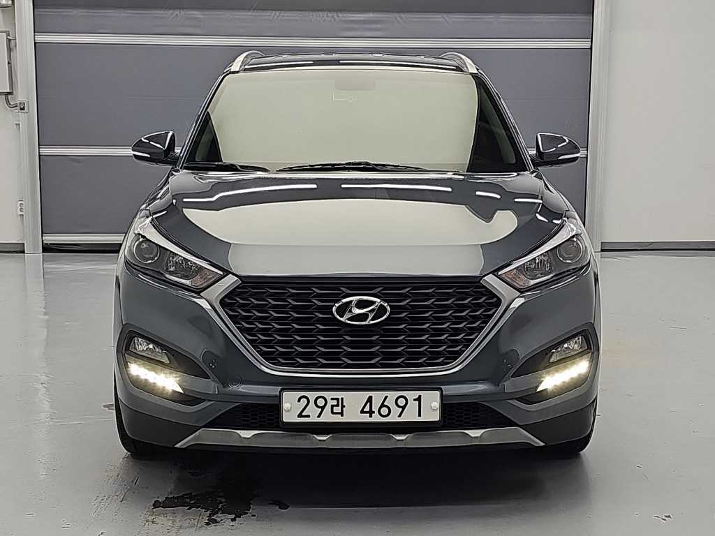 현대 투싼 올뉴투싼 디젤 1.7 2WD 모던 피버 이미지 2
