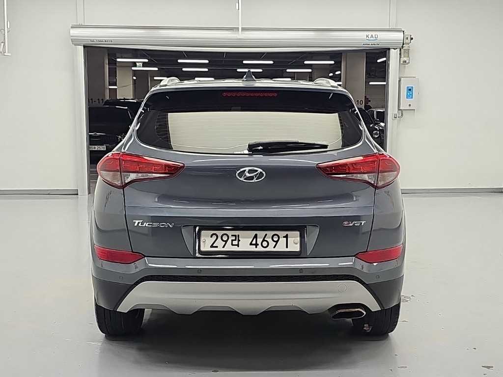 현대 투싼 올뉴투싼 디젤 1.7 2WD 모던 피버 이미지 3