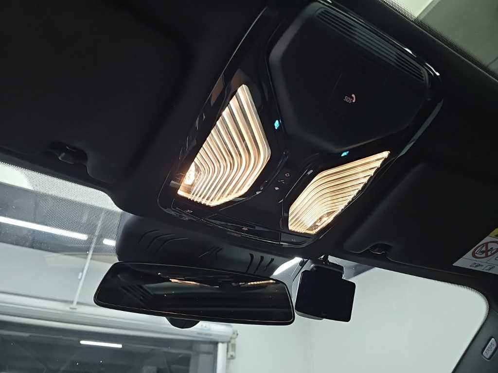 BMW 4시리즈 4시리즈 (G22) 420i 그란쿠페M 스포츠 퍼포먼스팩 이미지 17