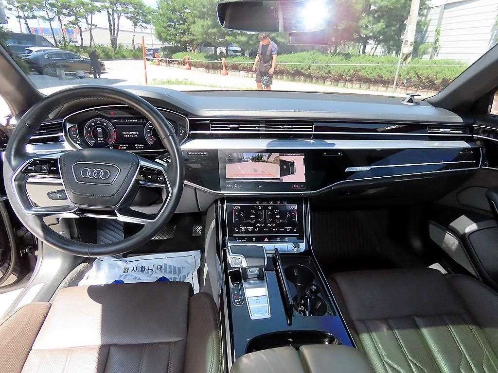 아우디 A8 A8 (D5) 55 TFSI 콰트로 LWB 이미지 7