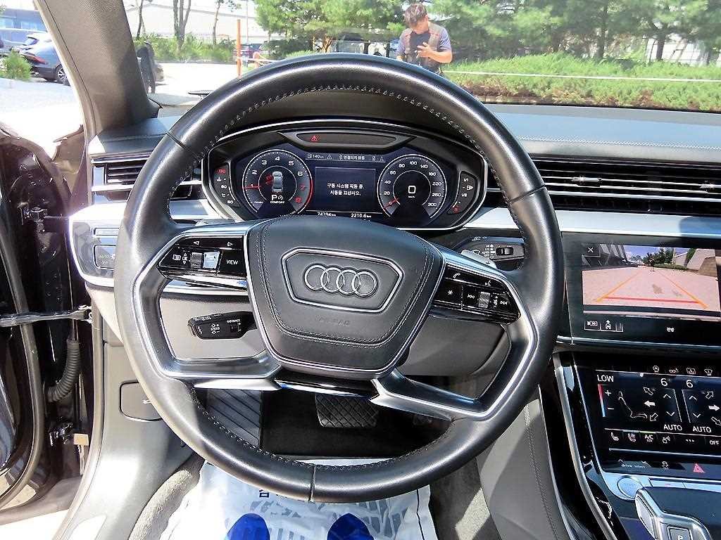 아우디 A8 A8 (D5) 55 TFSI 콰트로 LWB 이미지 8