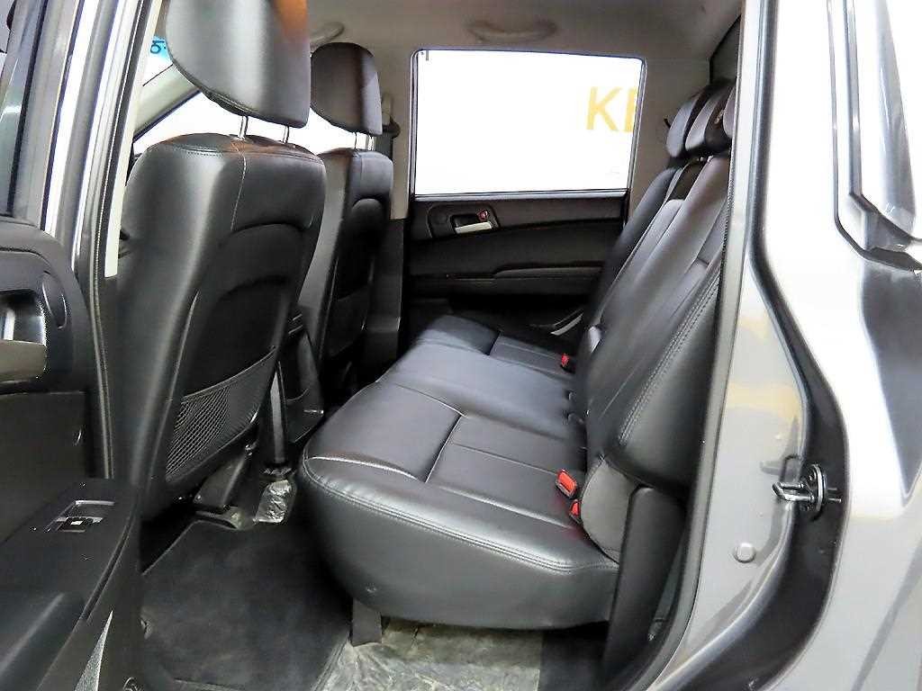 KG모빌리티(쌍용) 코란도 더뉴코란도스포츠 CX7(4WD) 클럽 이미지 6