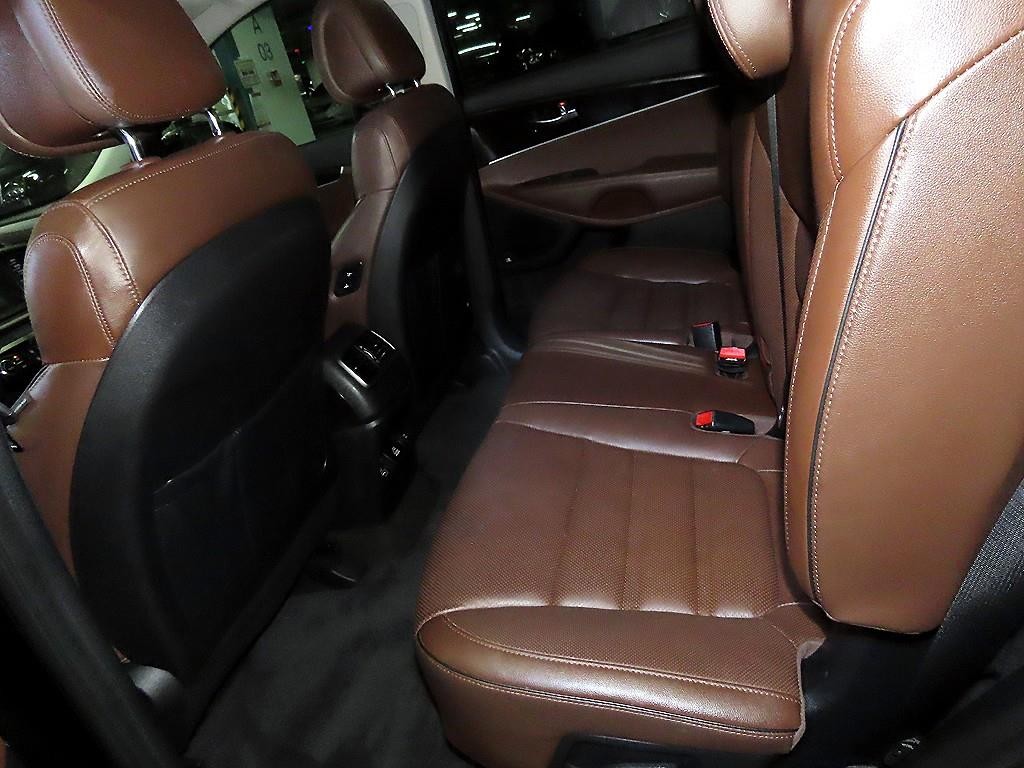 기아 쏘렌토 올 뉴 쏘렌토 디젤 2WD 2.0 노블레스 스페셜 이미지 7