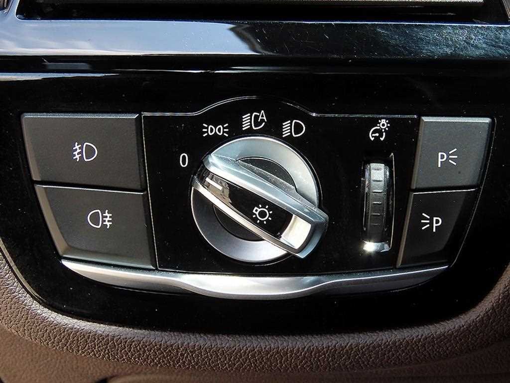 BMW 5시리즈 5시리즈 (G30) 520d xDrive M 스포츠 플러스 이미지 13