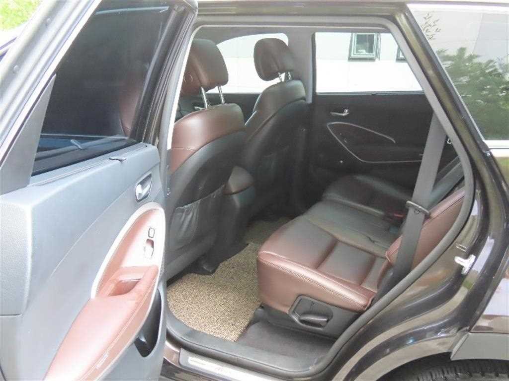 현대 맥스크루즈 더뉴맥스크루즈 3.3 V6 GDI 2WD 프레스티지 이미지 14