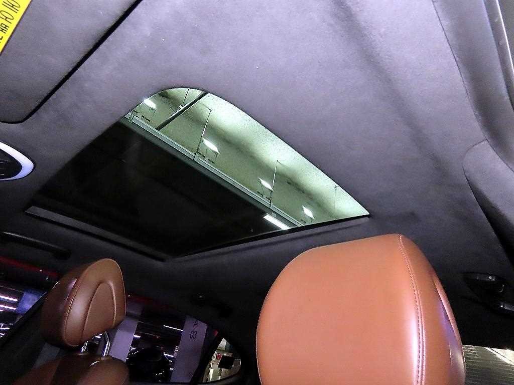 제네시스 G70 2.0T AWD 슈프림 이미지 16