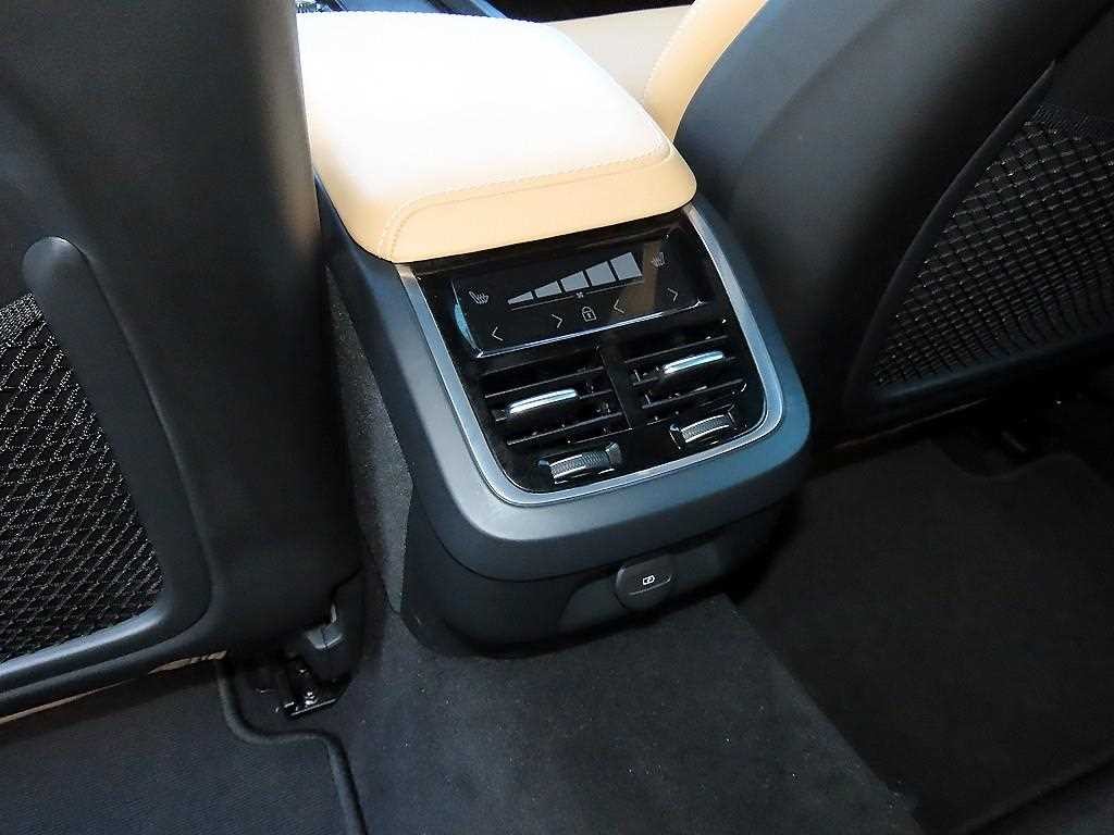 볼보 S60 S60(3세대) B5 인스크립션 이미지 17