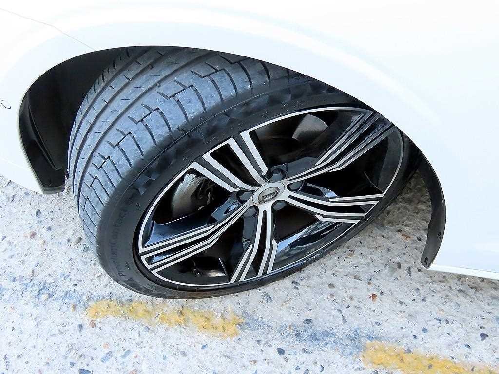 볼보 S60 S60(3세대) B5 인스크립션 이미지 20