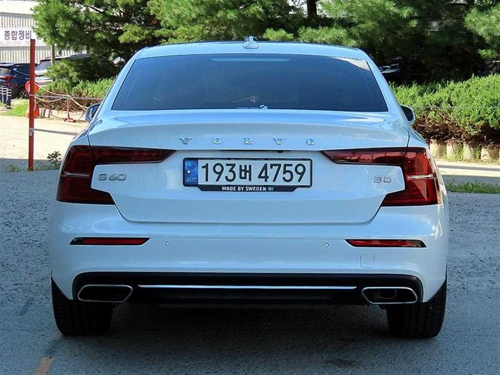 볼보 S60 S60(3세대) B5 인스크립션 이미지 4