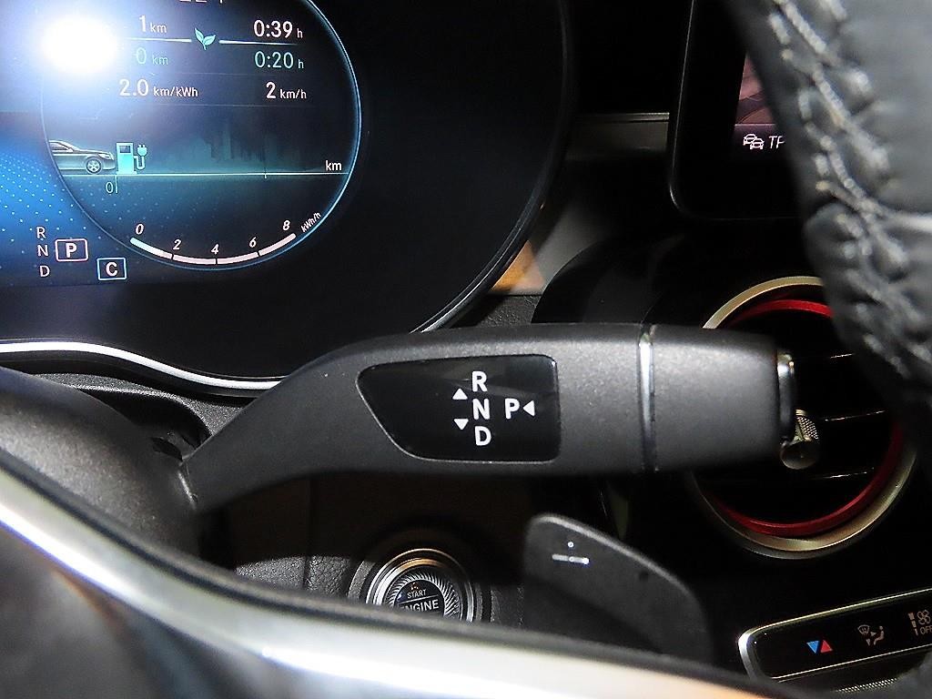 벤츠 C 클래스 C클래스 W205 C300e 4MATIC AMG Line 이미지 13