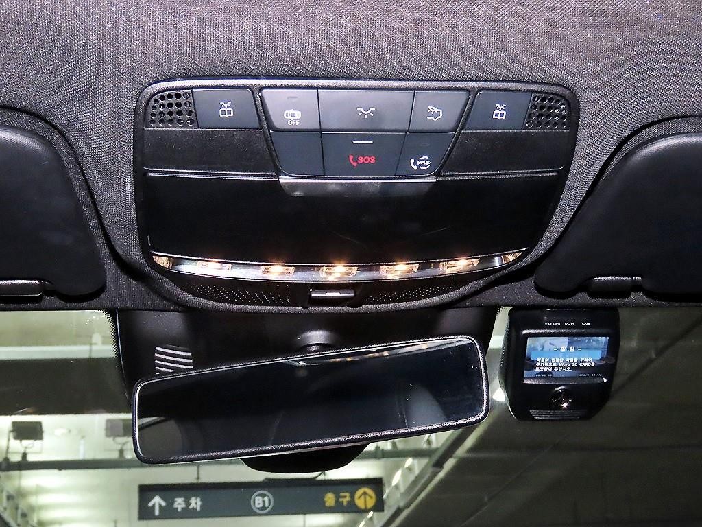 벤츠 C 클래스 C클래스 W205 C300e 4MATIC AMG Line 이미지 16