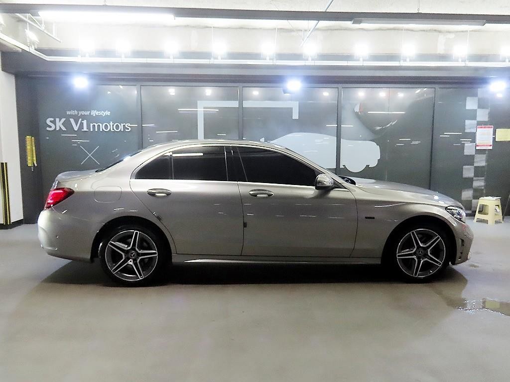벤츠 C 클래스 C클래스 W205 C300e 4MATIC AMG Line 이미지 3