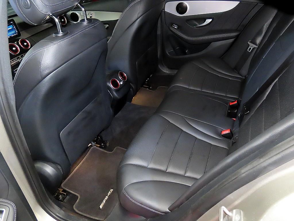 벤츠 C 클래스 C클래스 W205 C300e 4MATIC AMG Line 이미지 7