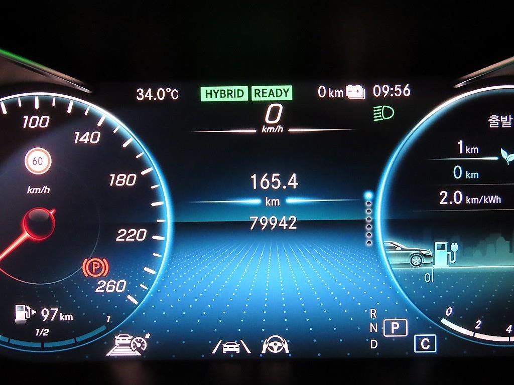 벤츠 C 클래스 C클래스 W205 C300e 4MATIC AMG Line 이미지 9