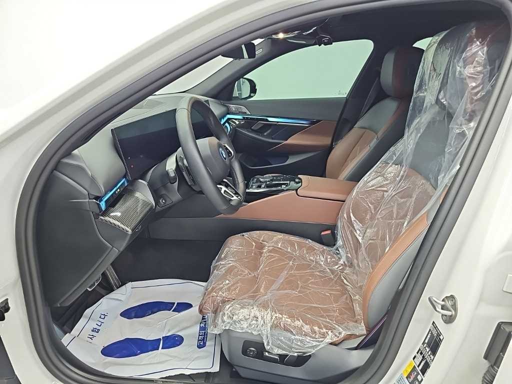 BMW i5 eDrive 40 이미지 11