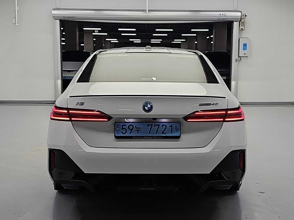 BMW i5 eDrive 40 이미지 3