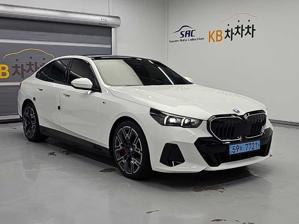 BMW i5 eDrive 40 이미지 4