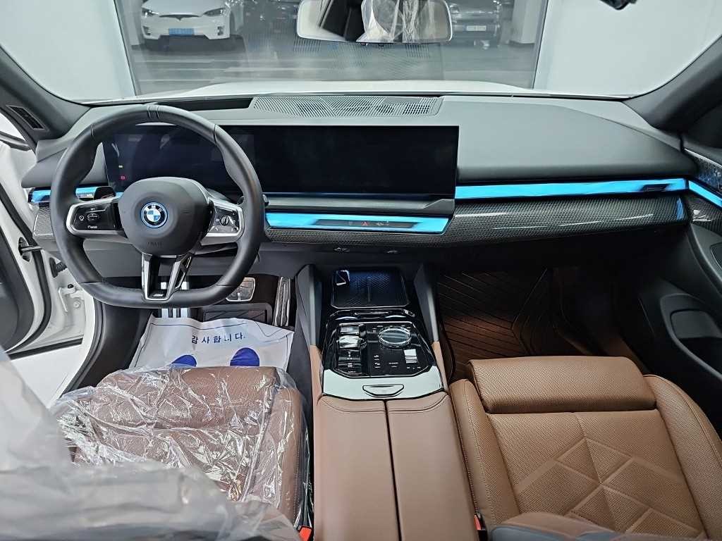 BMW i5 eDrive 40 이미지 7