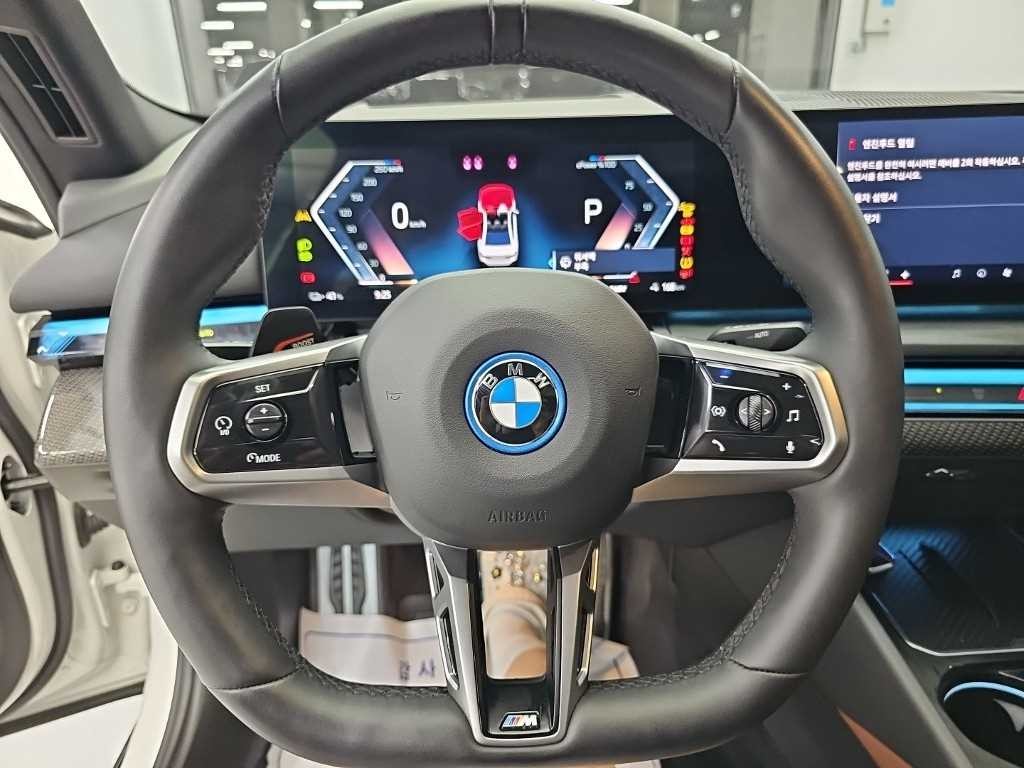 BMW i5 eDrive 40 이미지 9