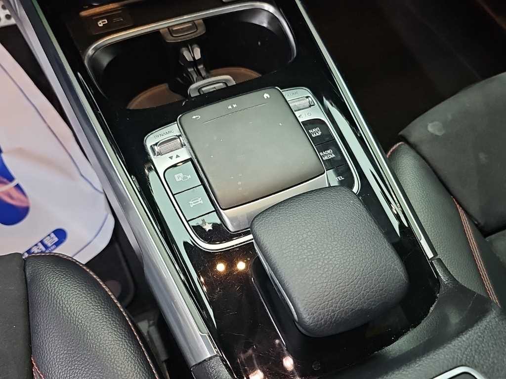벤츠 GLB 클래스 GLB클래스 X247 GLB 250 4MATIC 이미지 16