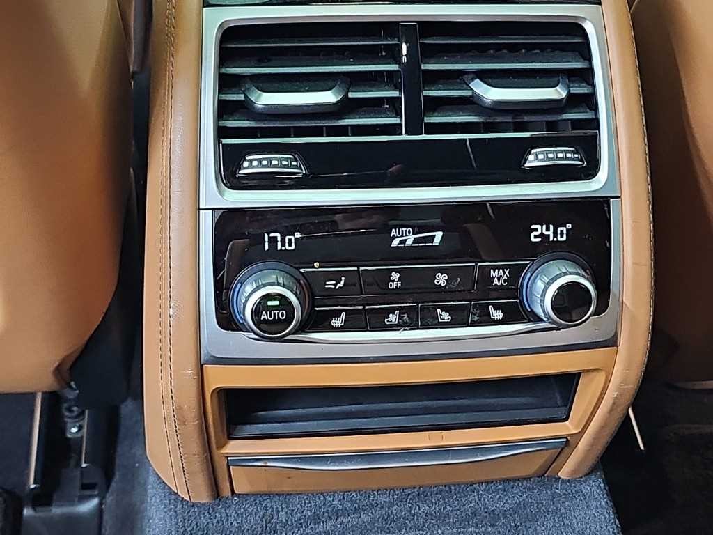 BMW 7시리즈 7시리즈 (G11) 740d xDrive M 스포츠 이미지 13