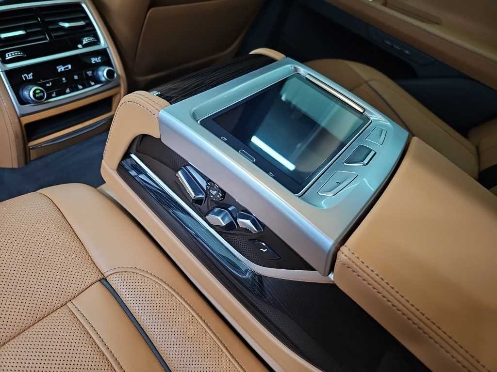 BMW 7시리즈 7시리즈 (G11) 740d xDrive M 스포츠 이미지 14
