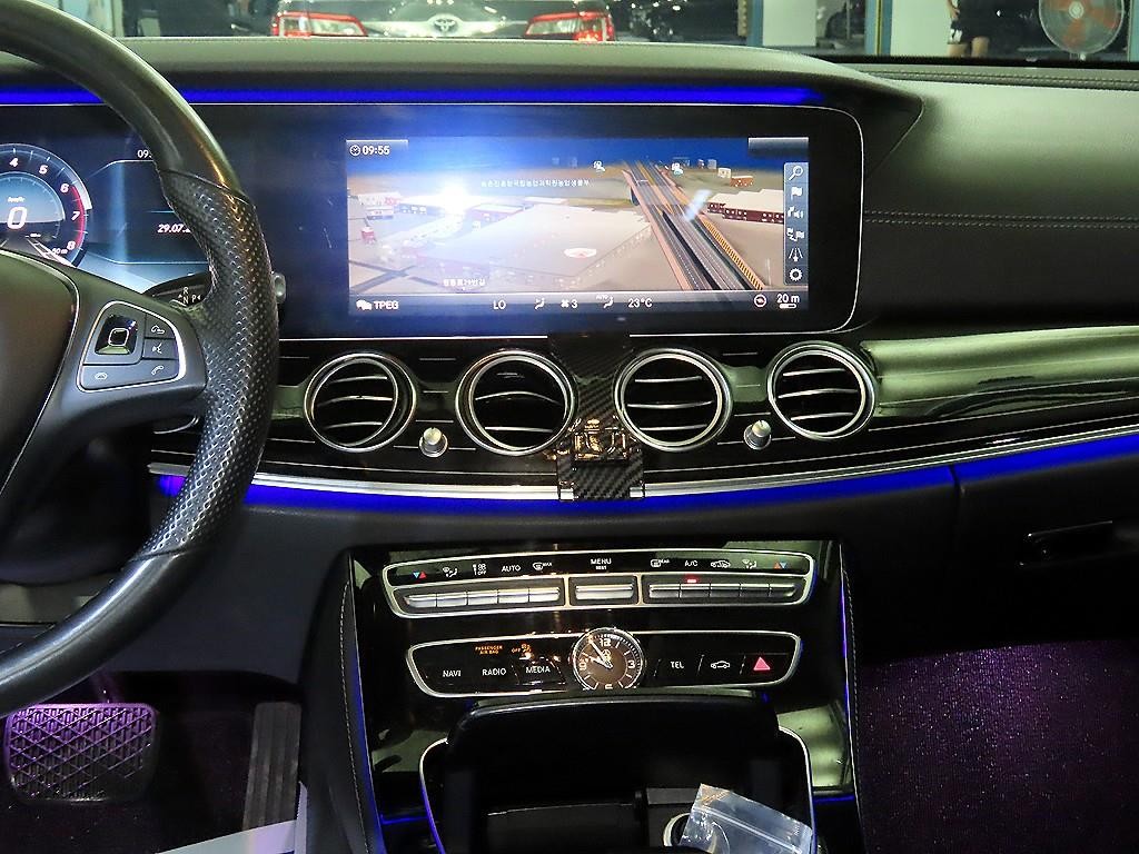 벤츠 E 클래스 E-클래스 W213 E400 4MATIC 익스클루시브 이미지 11
