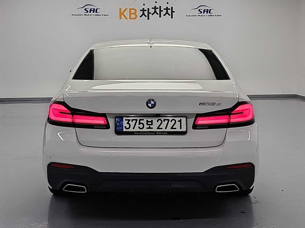 BMW 5시리즈 5시리즈 (G30) 523d M 스포츠 이미지 3