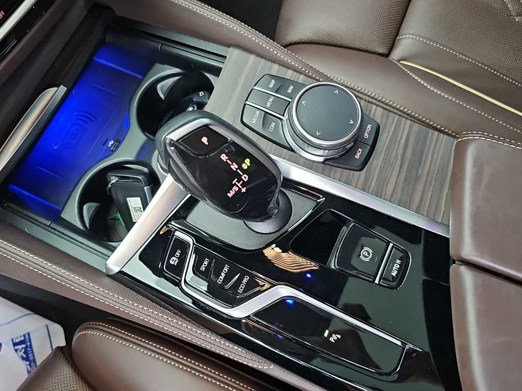 BMW 5시리즈 5시리즈 (G30) 523d M 스포츠 이미지 7