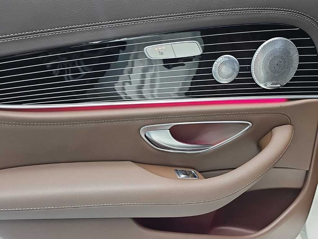 벤츠 E 클래스 E-클래스 W213 E400 4MATIC 익스클루시브 이미지 13