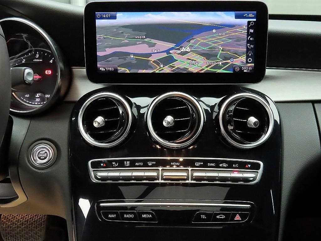 벤츠 C 클래스 C클래스 W205 C220 d 4MATIC 이미지 14