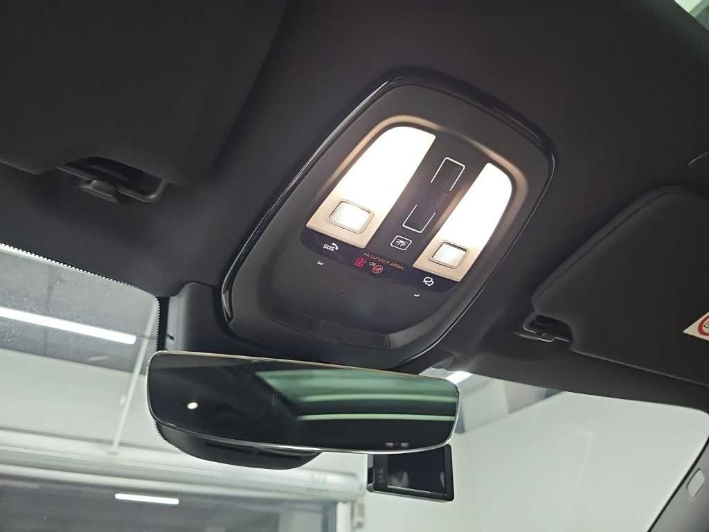 볼보 XC90 XC90 2세대 2.0 B6 AWD 얼티메이트 브라이트 이미지 17
