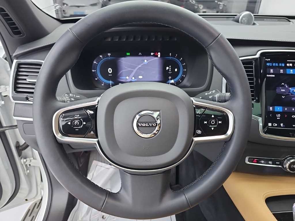 볼보 XC90 XC90 2세대 2.0 B6 AWD 얼티메이트 브라이트 이미지 9