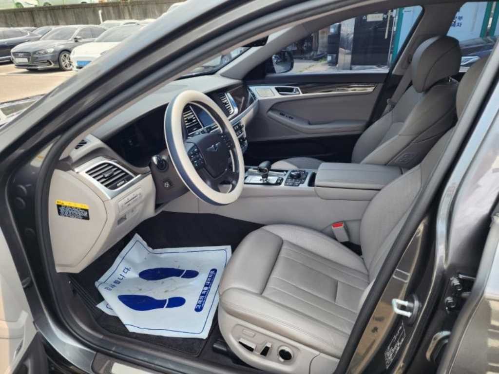 제네시스 G80 3.3 GDI AWD 프리미엄 럭셔리 이미지 18