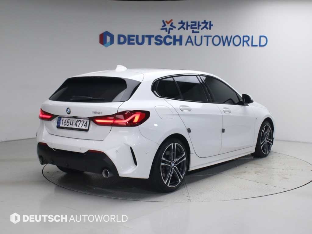 BMW 1시리즈 1시리즈 (F40) 120i M 스포츠 이미지 2