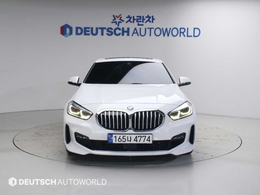 BMW 1시리즈 1시리즈 (F40) 120i M 스포츠 이미지 3